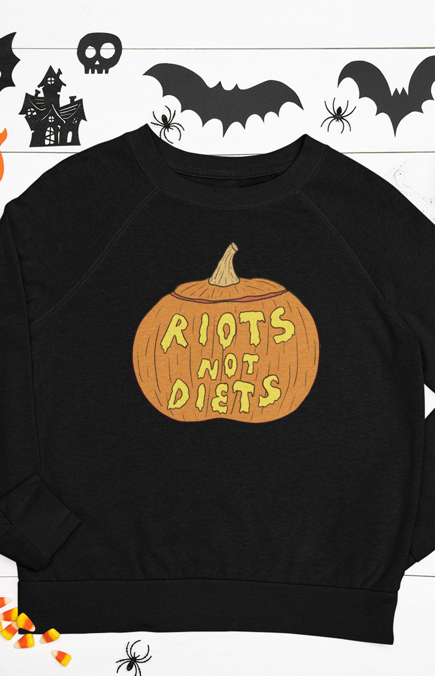 Unisex crewneck sweatshirt - Riots not diets