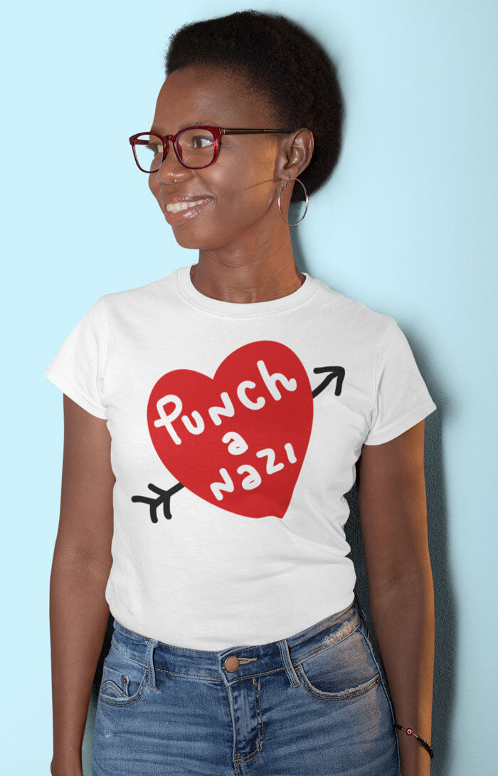 Punch a nazi - Organic unisex t-shirt