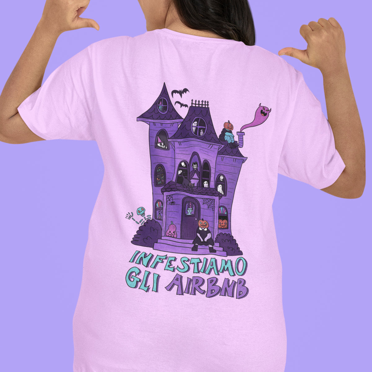 Infestiamo gli airbnb - t-shirt unisex con stampa sul retro