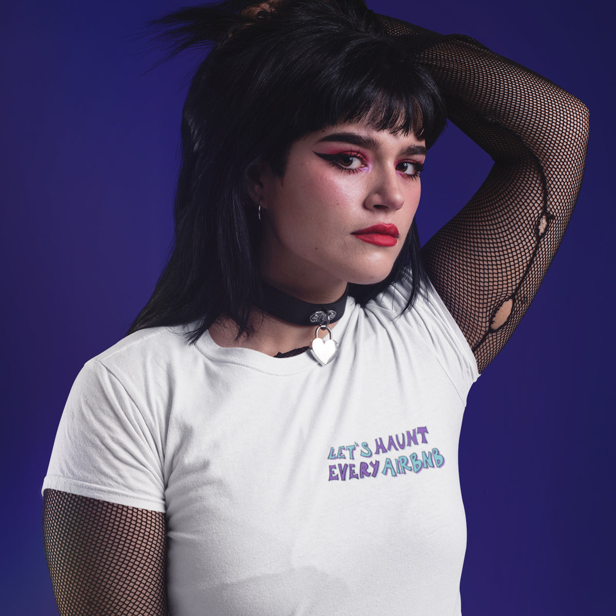 Infestiamo gli airbnb - t-shirt unisex con stampa sul retro
