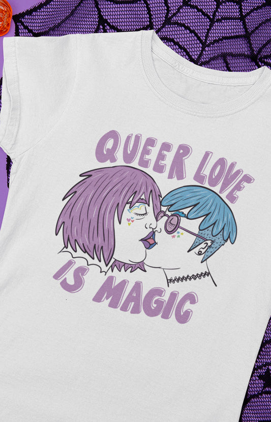 Queer love is magical - T-shirt unisex bio